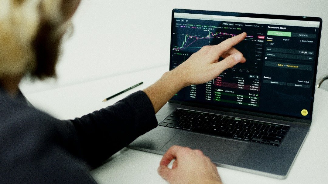 Data & Business Intelligence Analysis – Mentor Partners